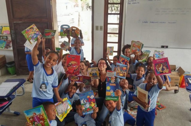CESA recebe doação de mais de 1 mil livros CESA recebe doação de mais de 1 mil livros