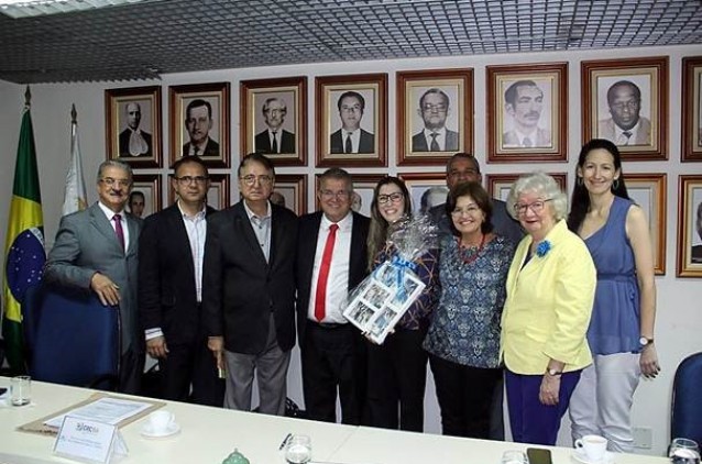 Obras Irmã Dulce e Conselho de Contabilidade firmam parceria Obras Irmã Dulce e Conselho de Contabilidade firmam parceria