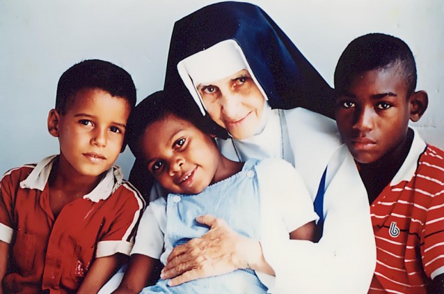 Ingressos para celebrar no Brasil a Canonização de Irmã Dulce serão distribuídos em outubro Ingressos para celebrar no Brasil a Canonização de Irmã Dulce serão distribuídos em outubro