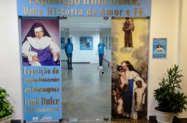 Exposição no Shopping Brotascenter homenageia Canonização de Irmã Dulce Exposição no Shopping Brotascenter homenageia Canonização de Irmã Dulce