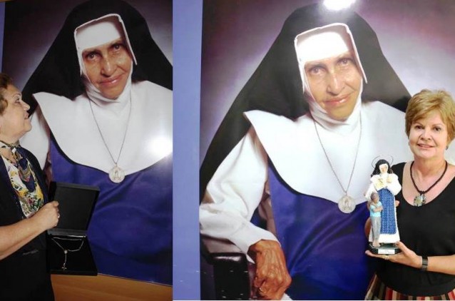 Papa será presenteado com imagem e terço em homenagem à futura santa Papa será presenteado com imagem e terço em homenagem à futura santa