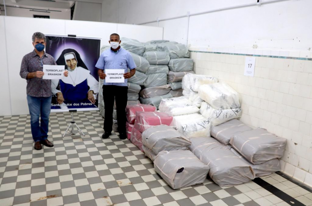 OSID recebe doação de sacos plásticos para resíduos hospitalares OSID recebe doação de sacos plásticos para resíduos hospitalares