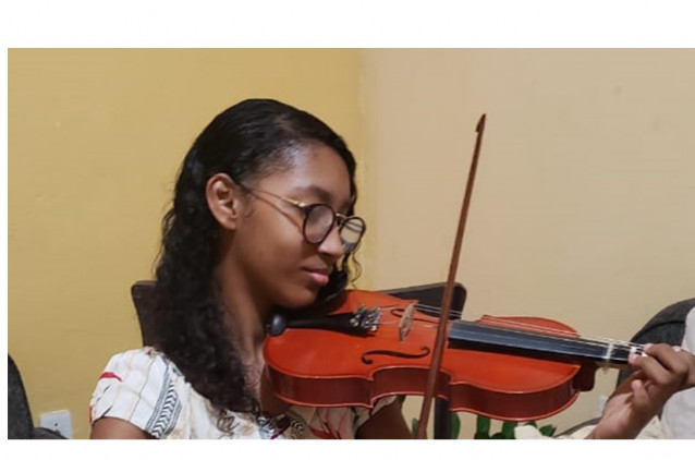 Aluna do CESA conquista prêmio de excelência musical do NEOJIBA Aluna do CESA conquista prêmio de excelência musical do NEOJIBA