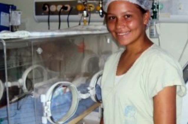 Mães homenageiam Irmã Dulce em Barreiras Mães homenageiam Irmã Dulce em Barreiras